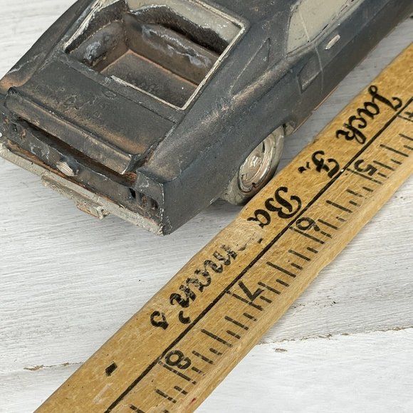 Rare Popular Imports 1969 Ford Mustang Barn Find Resin Sculpture Gray 7” - Picture 7 of 7